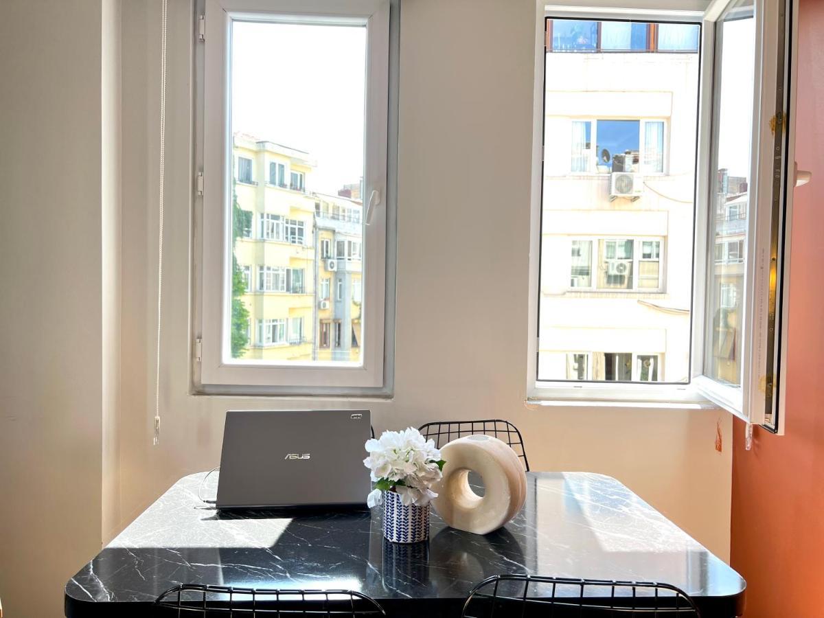 Wonder Homes- Cozy Flat, 2Br, Terrace, Cihangir, Frz3 Istambul Exterior foto