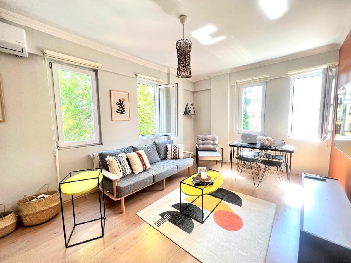 Wonder Homes- Cozy Flat, 2Br, Terrace, Cihangir, Frz3 Istambul Exterior foto
