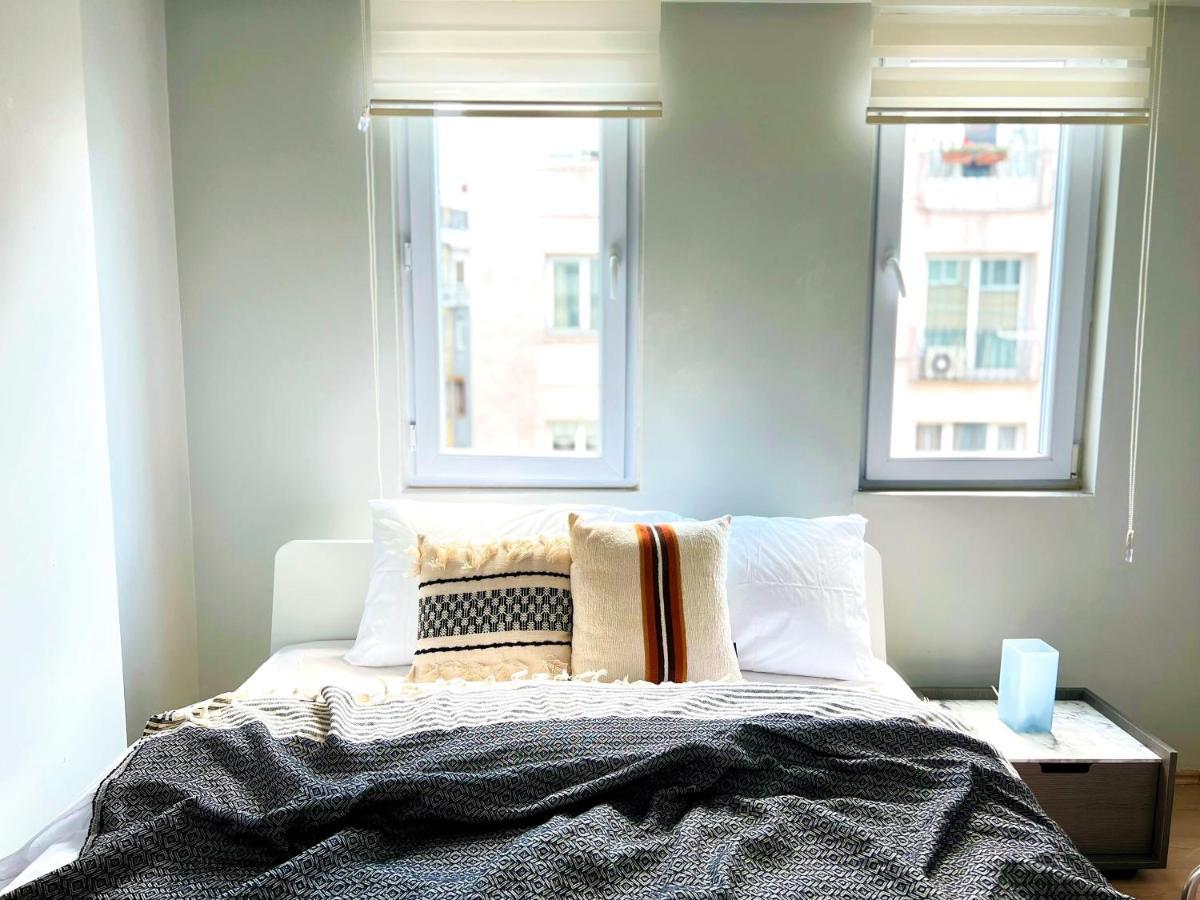 Wonder Homes- Cozy Flat, 2Br, Terrace, Cihangir, Frz3 Istambul Exterior foto