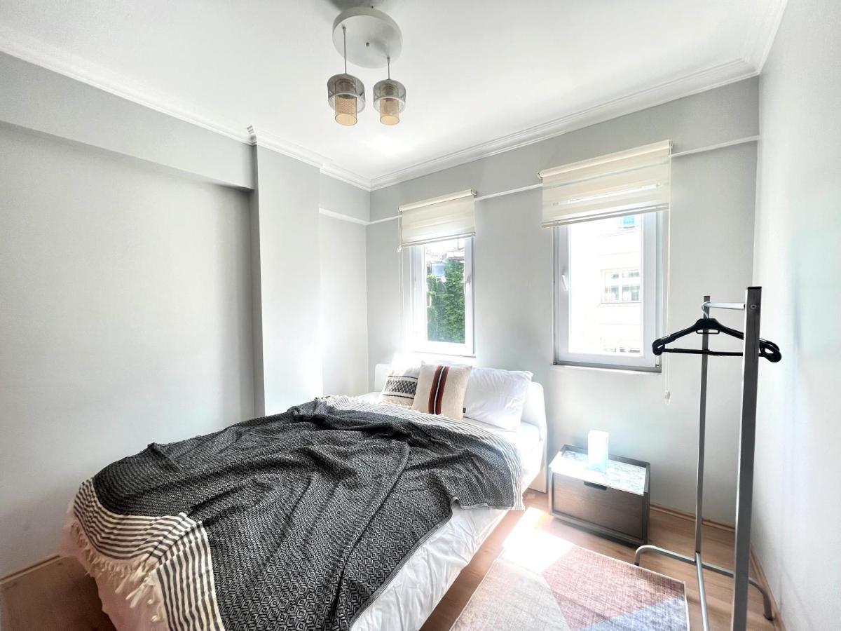 Wonder Homes- Cozy Flat, 2Br, Terrace, Cihangir, Frz3 Istambul Exterior foto